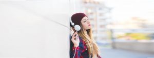 Best Noise Cancelling Headphones Under 200