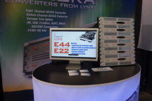 Unique featured visual representation for Multibit R-2R Chips: The Legend of the Burr-Brown PCM1704 and Analog Realism