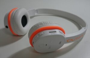 Unique featured visual representation for The Physics of Phase Cancellation in Open-Back Headphones: How Acoustic Back-Waves Sum