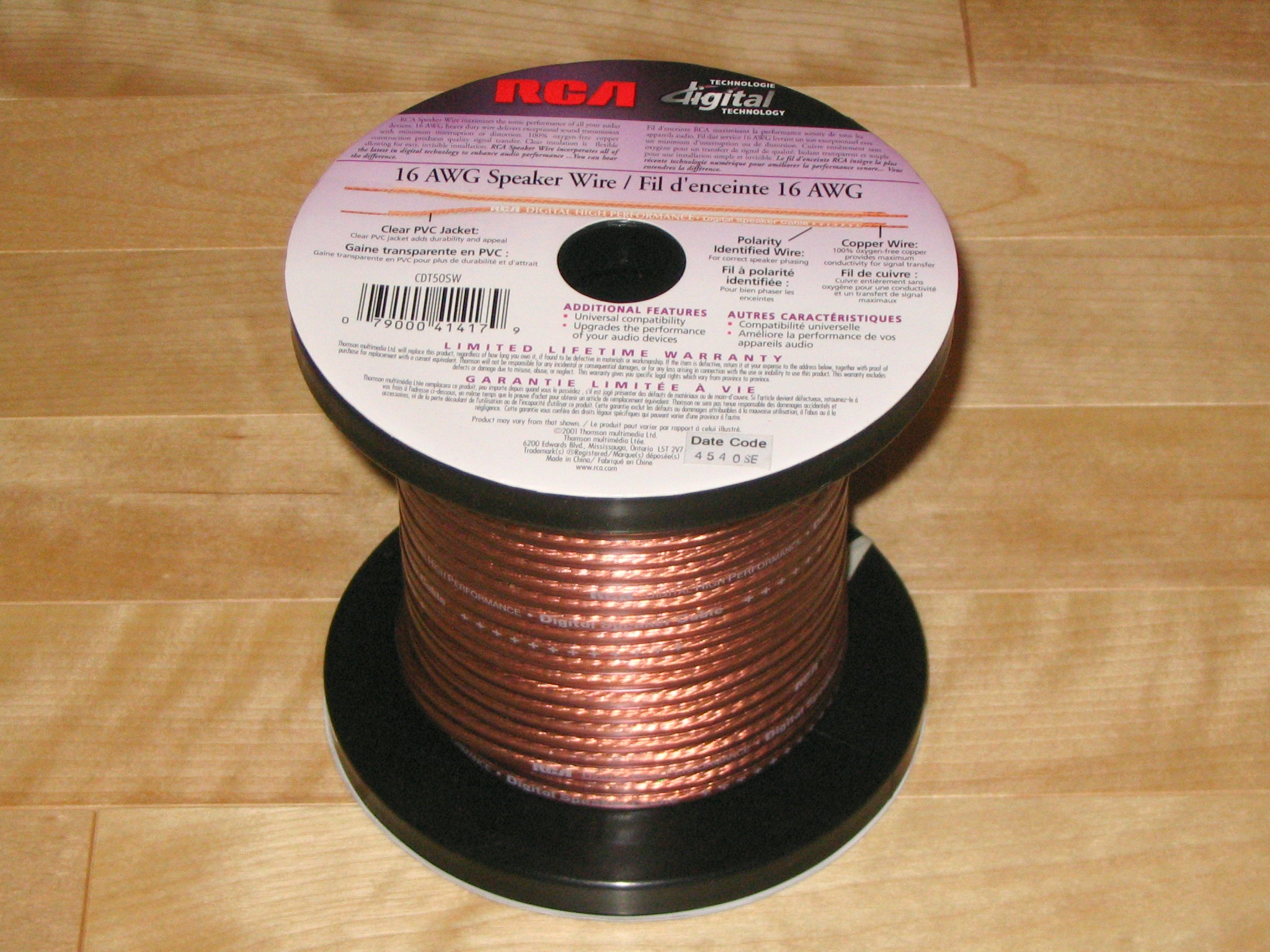 custom-braided-audiophile-headphone-cable-close-up-showing-braided-conductors